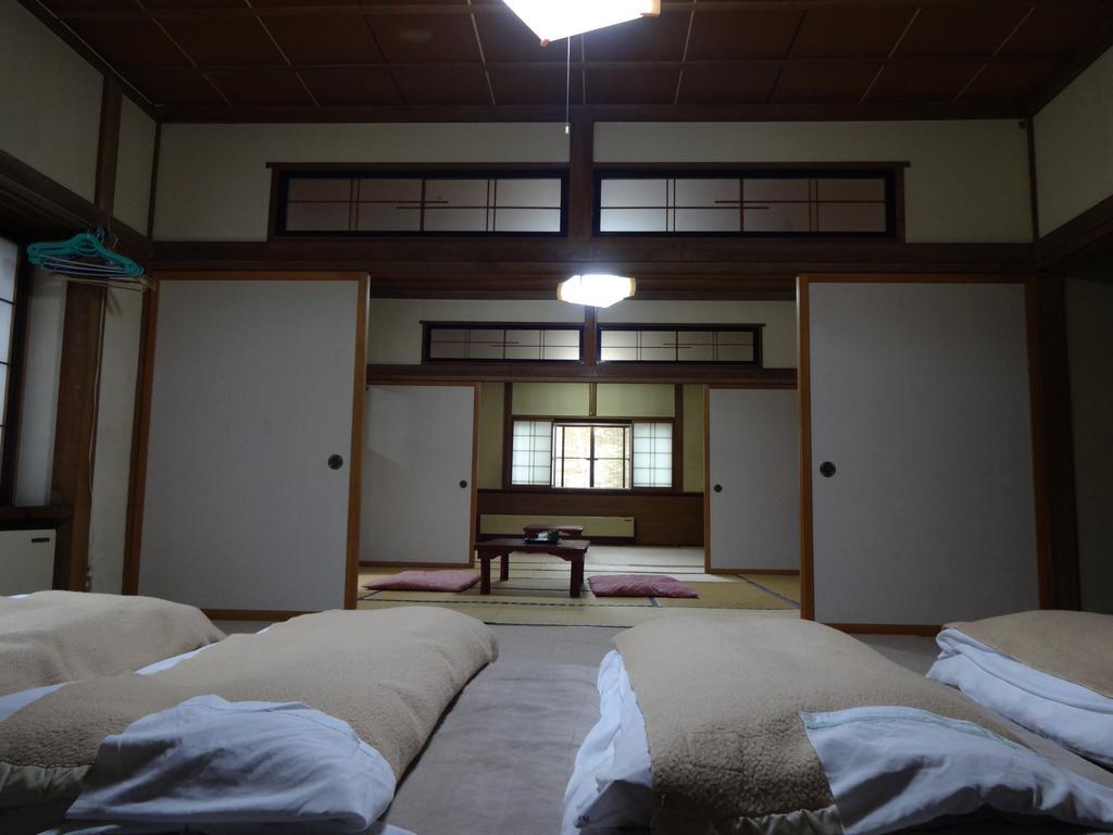 Hakuba Ski-Kan Exterior photo